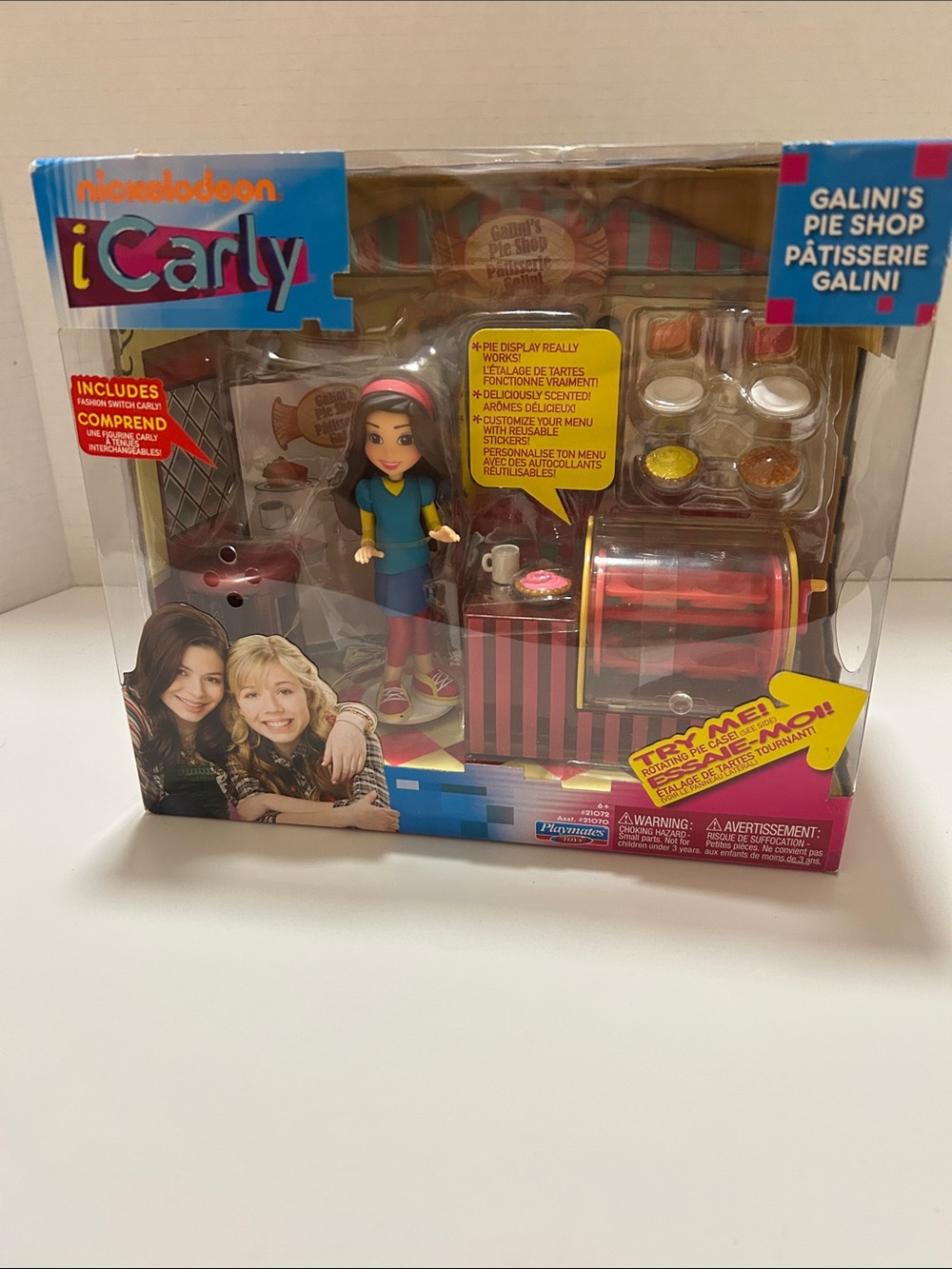 Vintage 2010 iCarly Galini's Pie Shop Playset-new in package-rare